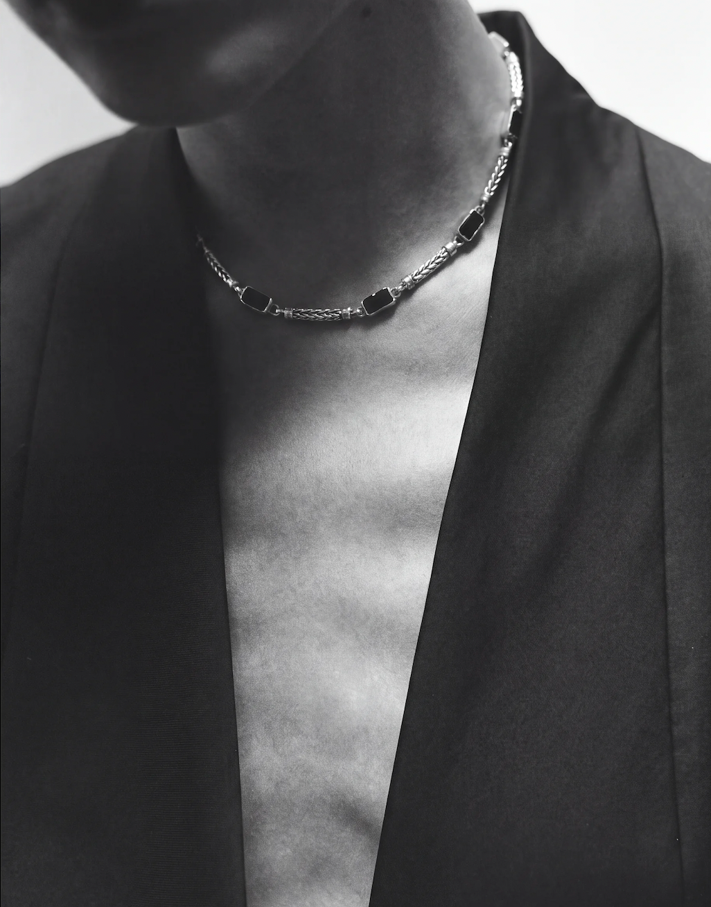 Collares